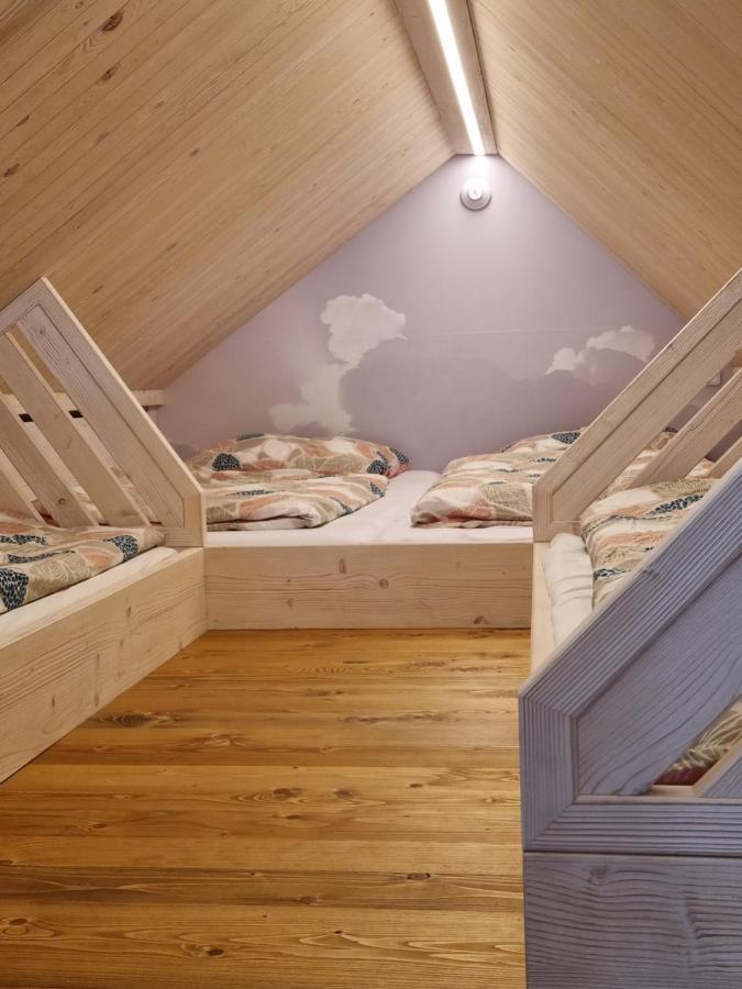 Apartmany U 3 Zbuju Malenovice  Bagian luar foto