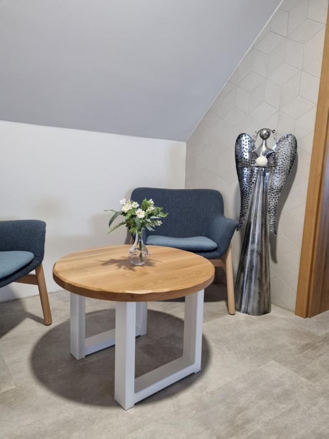 Apartmany U 3 Zbuju Malenovice  Bagian luar foto