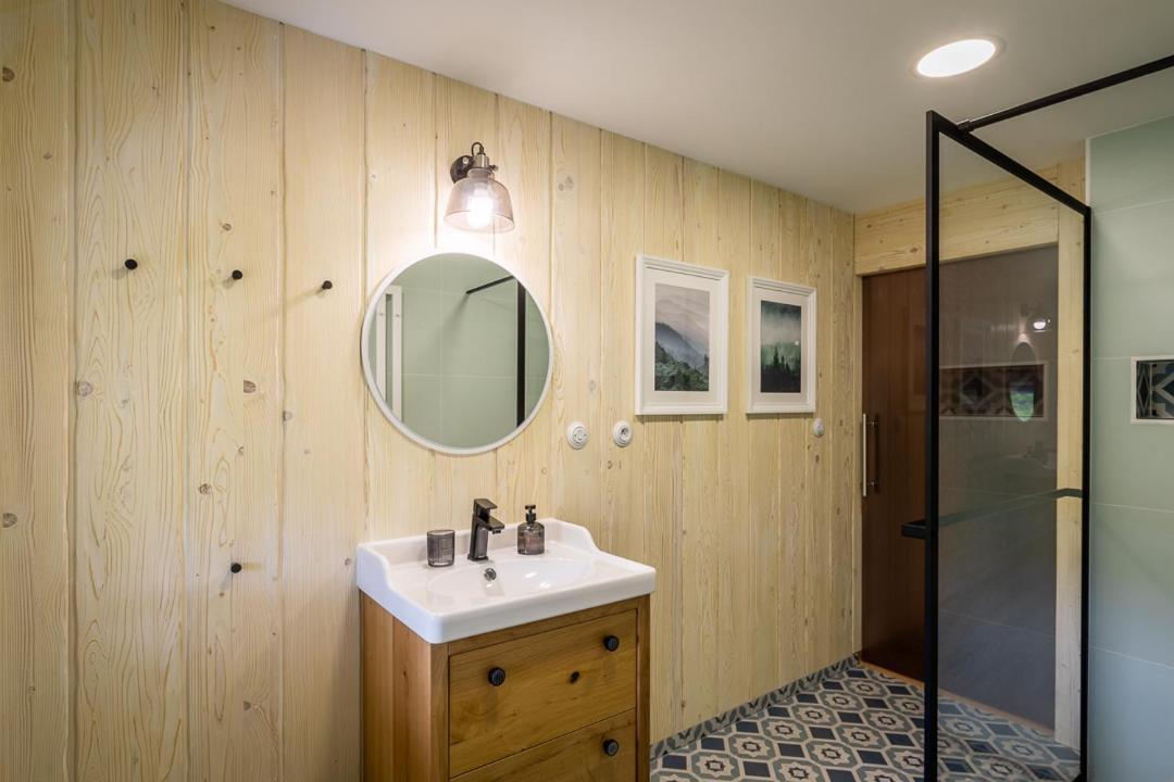 Apartmany U 3 Zbuju Malenovice  Bagian luar foto