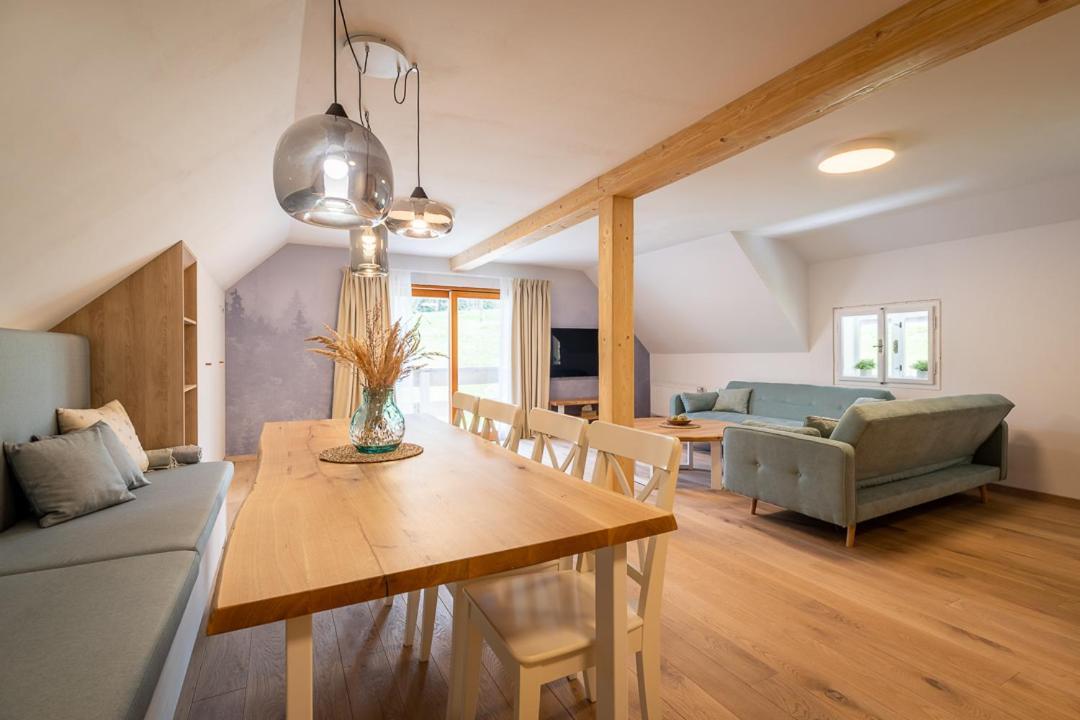 Apartmany U 3 Zbuju Malenovice  Bagian luar foto